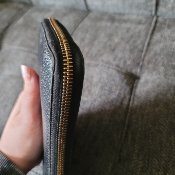 Tory Burch Black Leather Continental Wallet - Picture 6 of 16